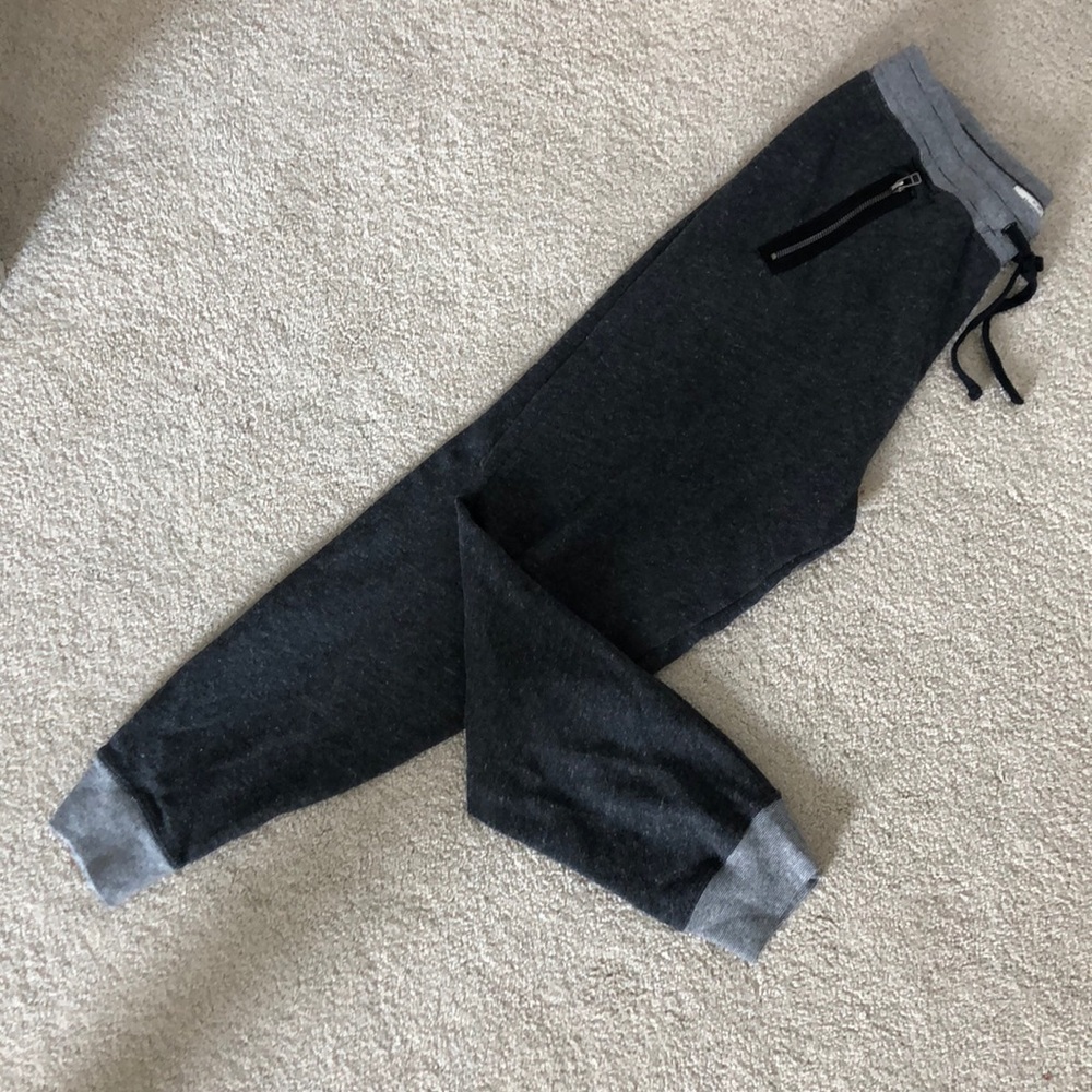 Abercrombie sweat joggers in 2 tone gray size XS